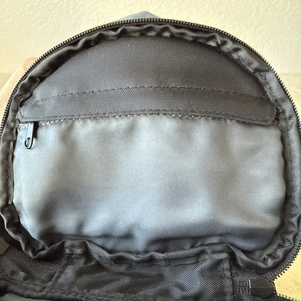 Tamrac 5683 Black Compact Camera Shoulder Bag